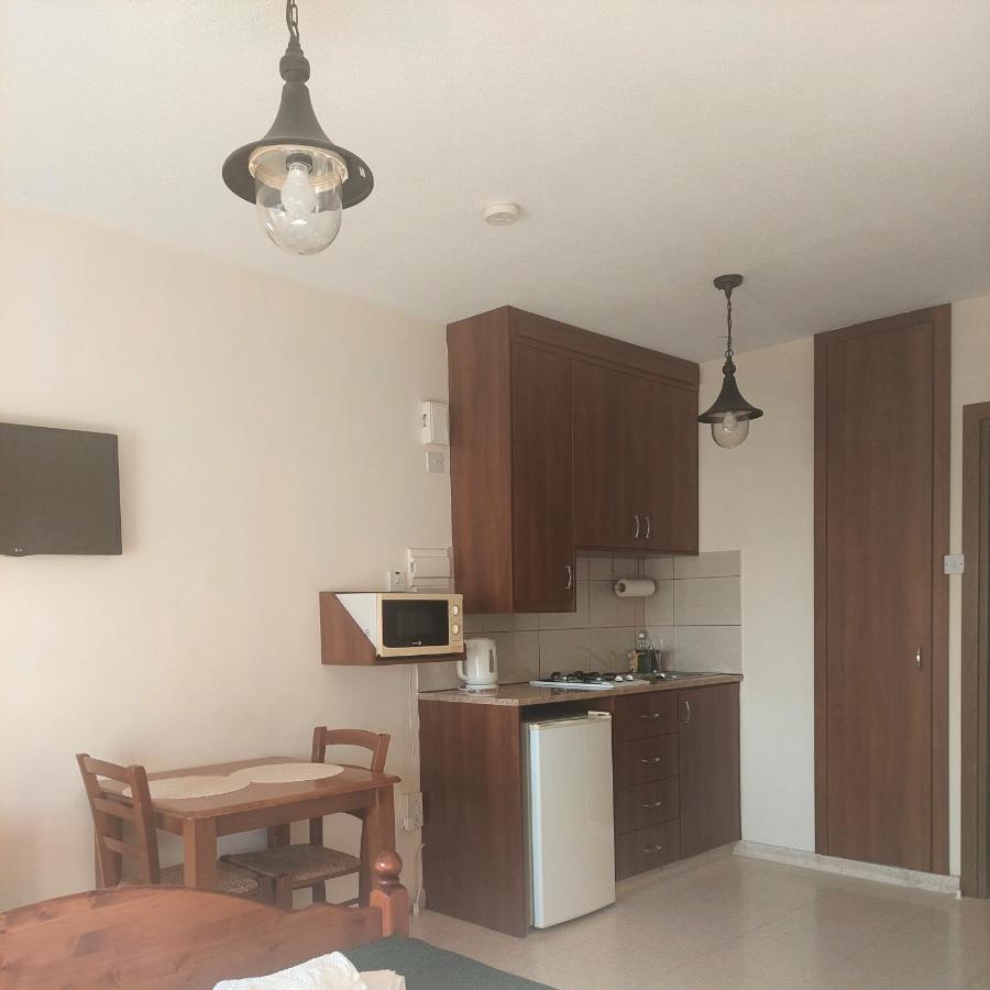 Estia Vasilis Manoli Lägenhet Ayia Napa Exteriör bild